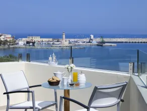 Kyma Suites Beach Hotel - Vue de la chambre