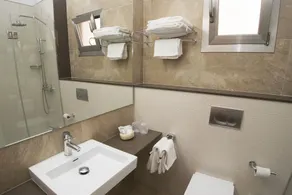 Apartamentos San Miguel Park & Esmeralda Mar - Bathroom