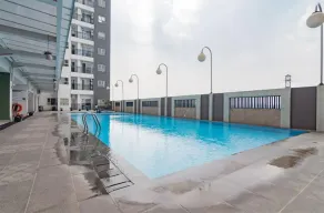 Chic And Cozy 2Br At Mekarwangi Square Cibaduyut Apartment - Pool