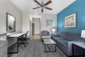 Best Western Plus Wasco Inn & Suites - Chambre