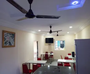 Faith and Grace Guest House - Restaurant