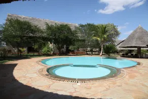 Voi Wildlife Lodge - Pool