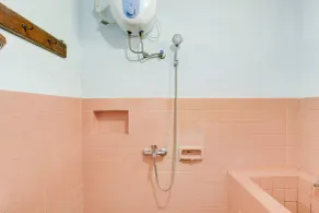 Hotel O Joglo Menoreh Resto & Homestay - Bathroom