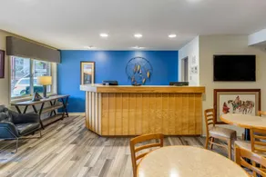 Econo Lodge Cherokee Near Island Park - Hall