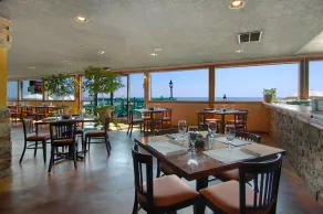 Howard Johnson Plaza by Wyndham Ocean City Oceanfront - Restaurant