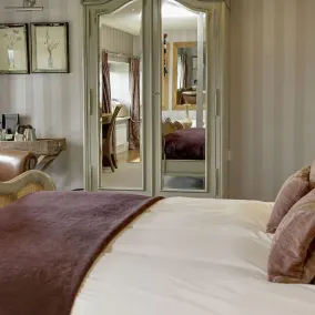 The Shireburn Arms - Room