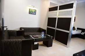 Hotel Ravisha Continental - Chambre
