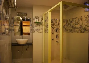Hotel New Majestic - Bathroom