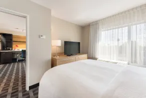 TownePlace Suites by Marriott Greensboro Coliseum Area - Room