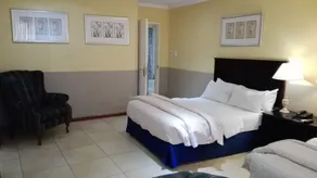 Villa Via Hotel Midrand - Room