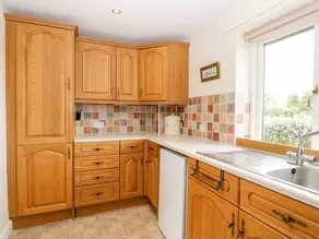 Wellfield Cottage - Private kitchen