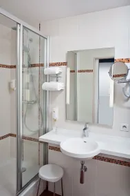 Hôtel Arverna Vichy - Salle de bain