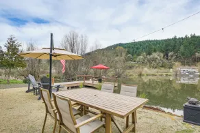 Dual-cottage Getaway in Oakland w/ Private Pond - Innvendig