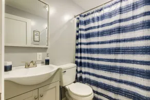 Pet-Friendly Ohio Escape w/ Deck & Community Dock! - Interiör