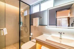 Harmony Garden Hotel - Bathroom