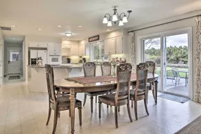 Portland Area Home, 32 Mi to Mt Hood! - Interior