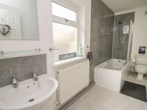 Ty Cwtch - Bathroom
