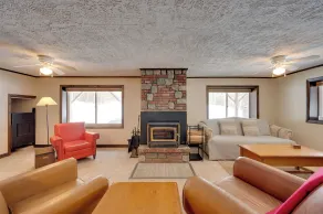 Hike & Ski: Cabin w/ Fireplace in Franconia! - Innenbereich