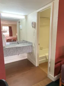 Travel Inn lackland Sea World - Bathroom