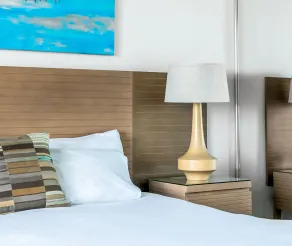 Oaks Redcliffe Mon Komo Suites - Room