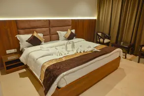 MD FARMS AND RESORTS - Room