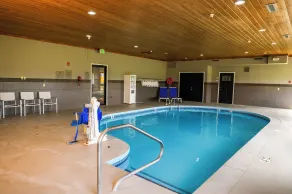 Country Inn & Suites by Radisson, Greenfield, IN - Piscine