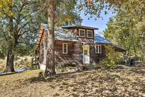 Idyllic Cabin w/ Fire Pit, Kayak On-Site! - Interiör
