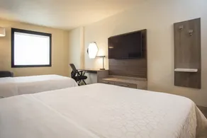 Holiday Inn Express Guadalajara Iteso by IHG - Zimmer
