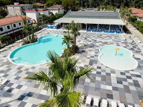 FRUIT VILLAGE PAESTUM Coral Beach - Piscina