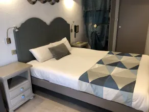 Logis Hotel Oasis - Værelse