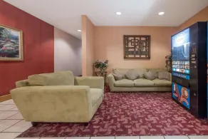 Super 8 by Wyndham Fort Worth Downtown South - Hall