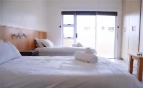 Meransha Langstrand Self Catering CC - Rum