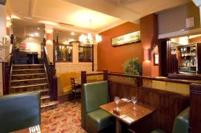 Premier Inn Christchurch - East - Restaurante