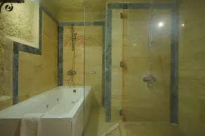 Fosil Cave Hotel - Bathroom