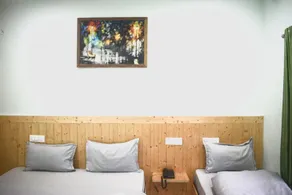 Hotel Himsarovar And Restaurant - Habitación