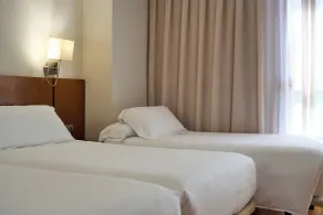 Senator Granada - Chambre