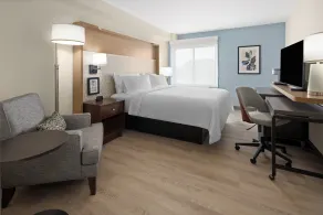 Holiday Inn & Suites Richmond West End by IHG - Chambre