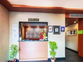 Hotel Shree Hari Grand - Resepsjon
