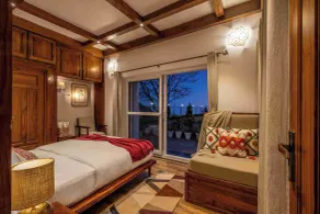 amã Stays & Trails Barefoot Bungalow, Dhanaulti - Chambre