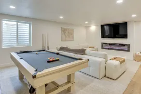Pool Table & Putting Green! Scenic Ogden Escape - Interior