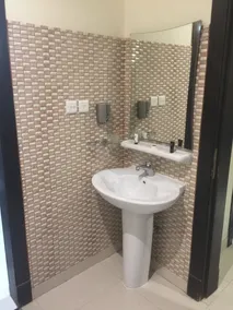 شقق درر داريا للوحدات السكنية المفروشة - اقتصادي Durar Daria Furnished Apartments -Economic - Bathroom