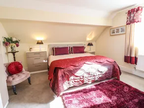 Maesbury Manor - Room