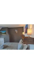 A Maiden Rest - Room