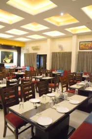 Hotel Vijay Residency - Restaurant