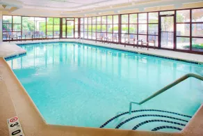 Courtyard by Marriott Ann Arbor - Piscine