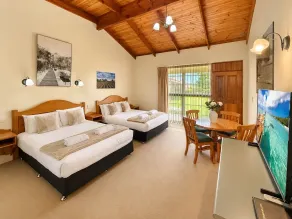 Coonawarra Place Motor Inn - Room