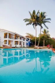 Acron Waterfront Resort - Pool