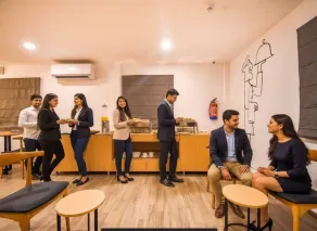 FabHotel Heera Holiday Inn - Restaurante