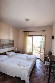 Ammon Garden Hotel - Habitación