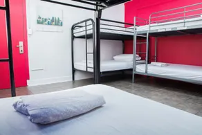 ITH San Diego Beach Bungalow Surf Hostel - Room